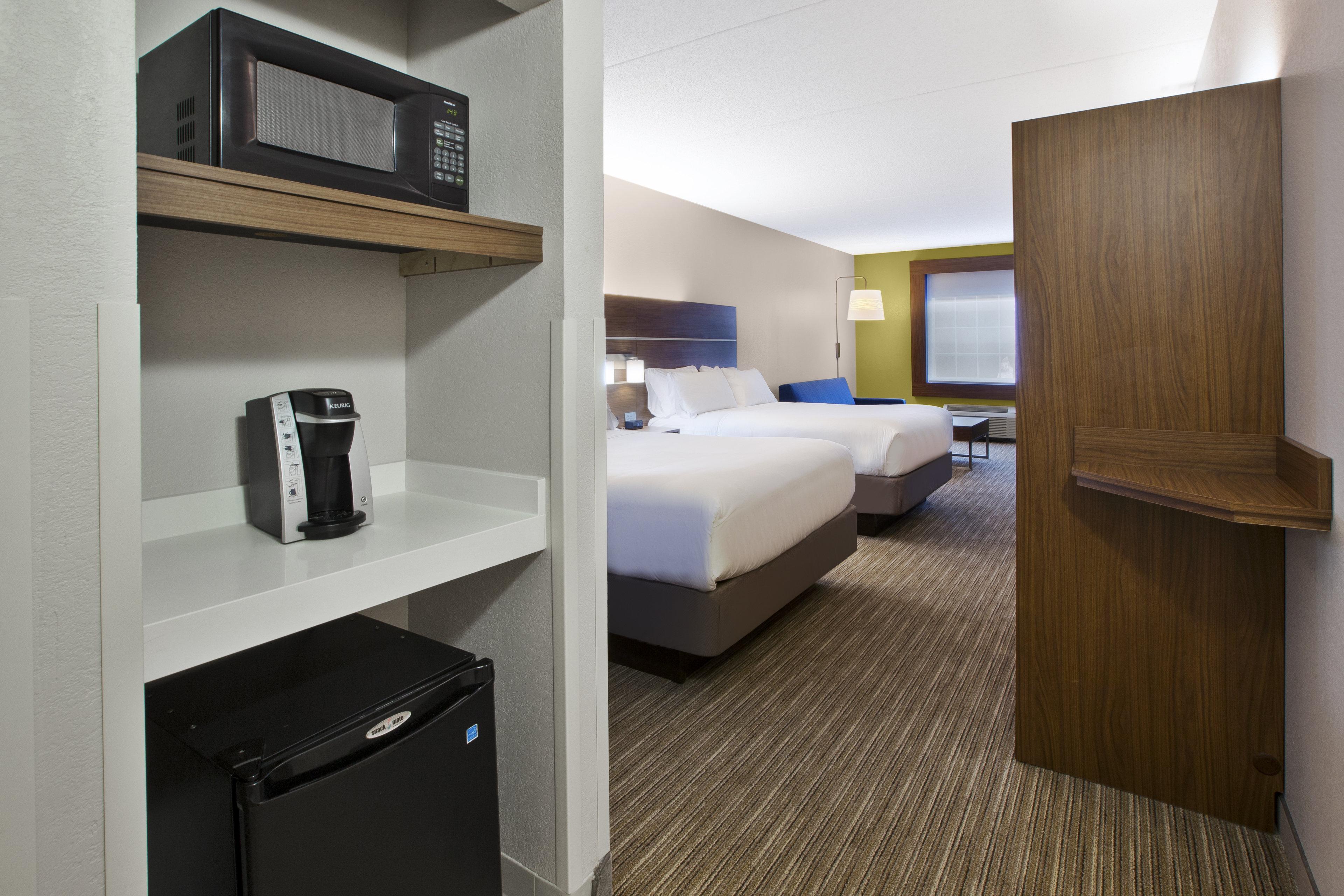 Holiday Inn Express Hotel & Suites Manchester Conference Center By Ihg Exterior foto