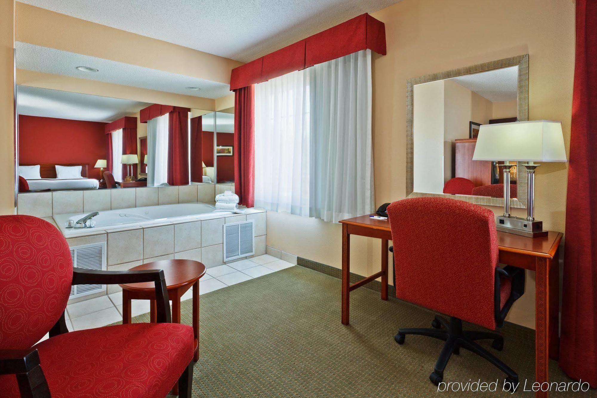 Holiday Inn Express Hotel & Suites Manchester Conference Center By Ihg Zimmer foto